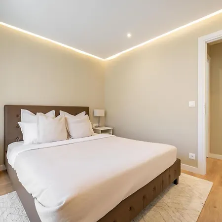 Modern Appartment, Central, 10 Min Walk To Apartman *